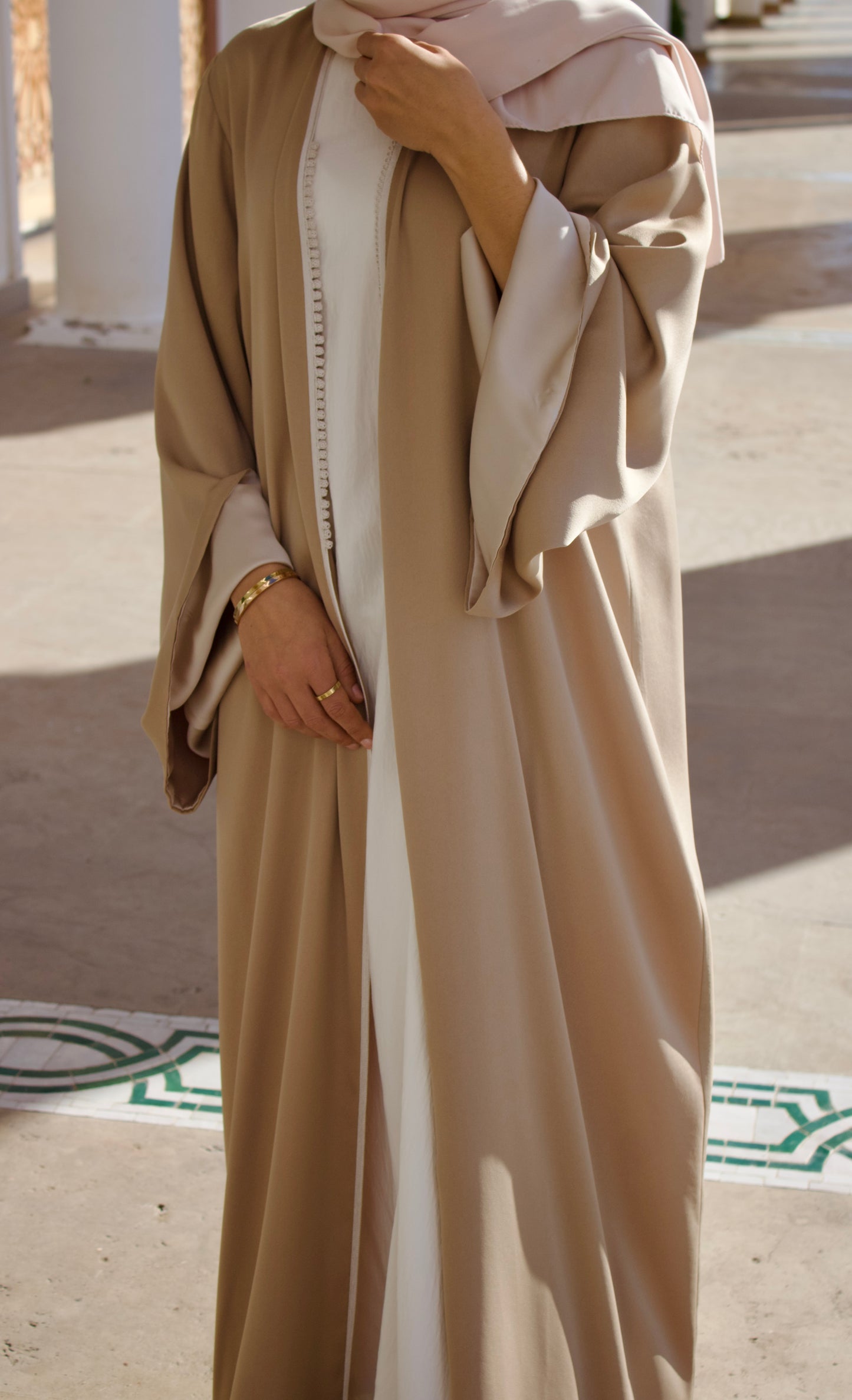 ABAYA NAWARA